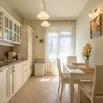 Aristocratic Place, Location *