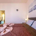 Aristocratic Place, Location Apartamento