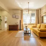Apartamento Aristocratic Place, Location