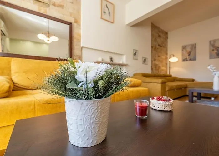 Daire Aristocratic Place, Location Sofya